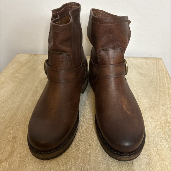 FRYE “Veronica Bootie” Women’s Oiled Leather Waterproof Boot (Brown) Size 6 - Picture 2 of 9